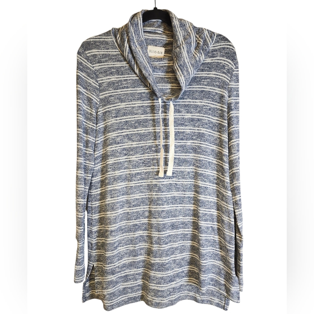 Olive and Oak Cowl Neck Long Sleeve Blue and White Striped Shirt, Size Large